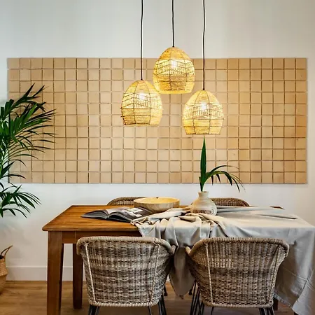 Bingin - 3 Bedrooms And Balcony In Eixample Dreta Barcelona