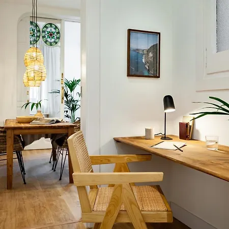Bingin - 3 Bedrooms And Balcony In Eixample Dreta * Barcelona