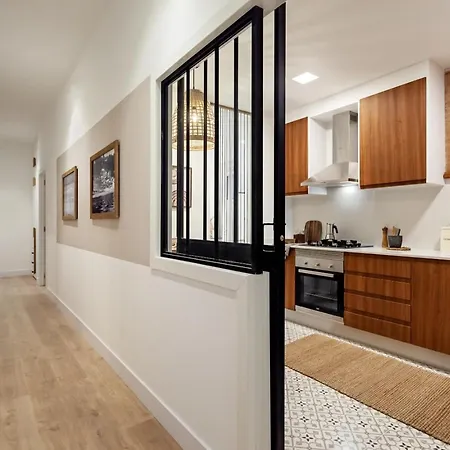 Bingin - 3 Bedrooms And Balcony In Eixample Dreta *