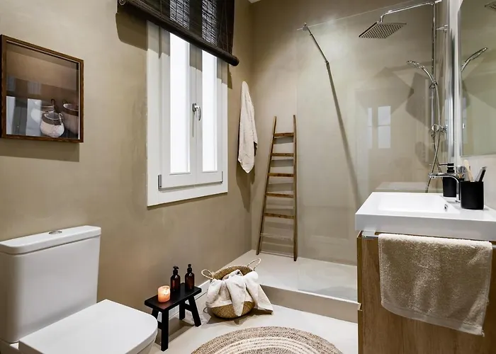 Bingin - 3 Bedrooms And Balcony In Eixample Dreta アパート バルセロナ